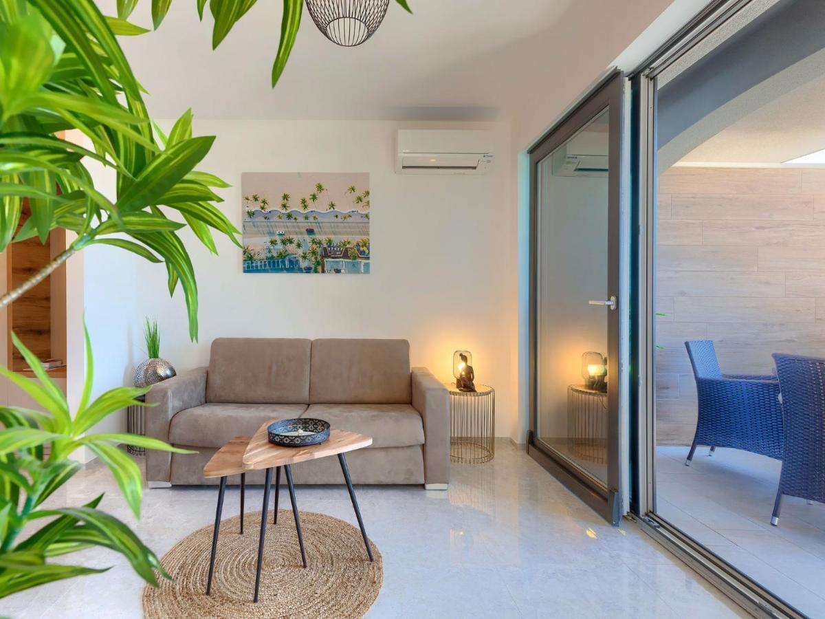 Apartment Wing 77 By Interhome Пула Екстериор снимка